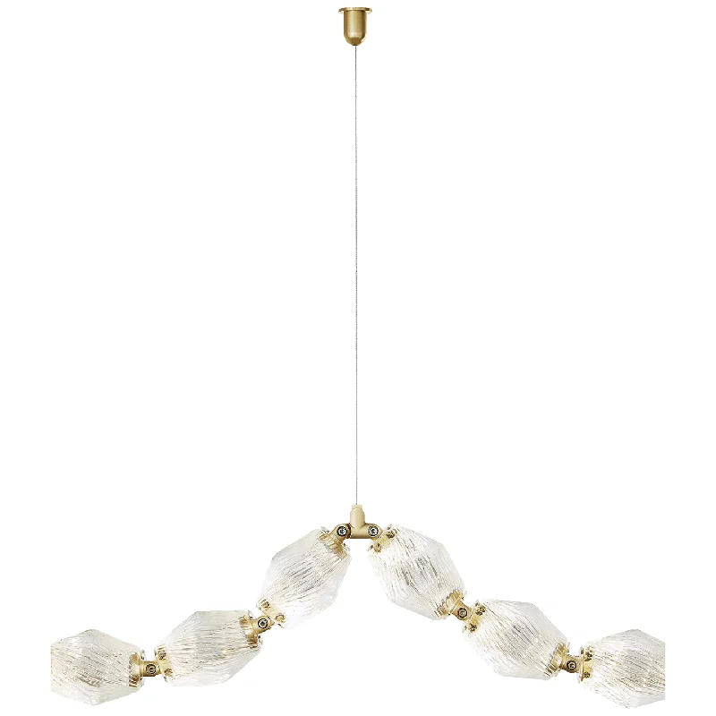 Track lighting for accentuating artworksCollier Swag Cable