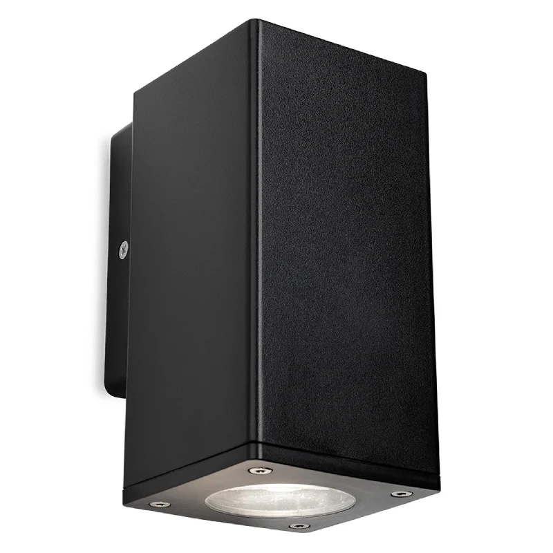 Track lighting with a chunky, bold designRanger Resin Single Wall Black